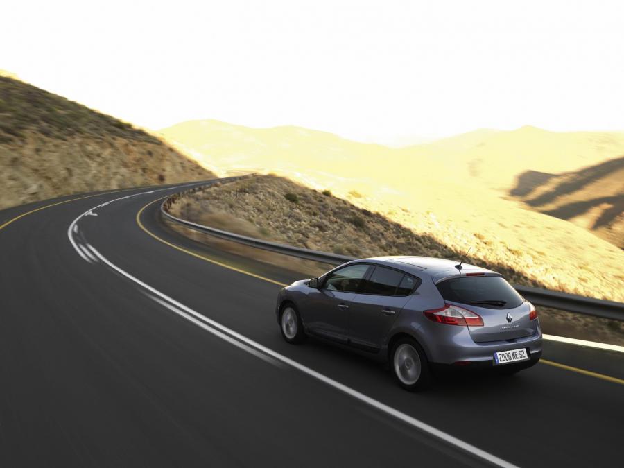  Renault Megane 2008 года  (фото 122 из 146)